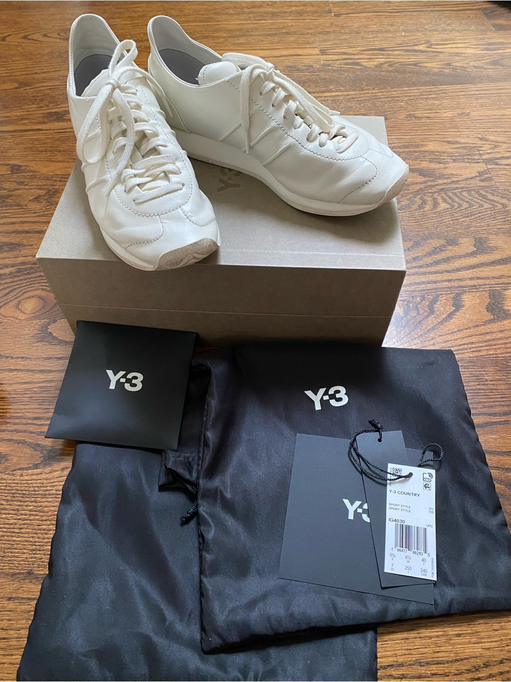 Y-3 "Country" Off-White Leather Low-Top Sneakers